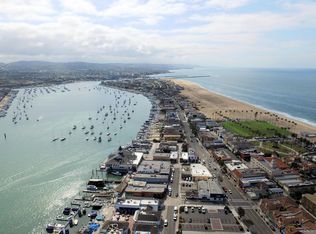 412 Harding St #1, Newport Beach, CA 92661