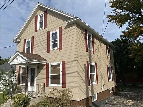 1634 Lehigh Station Rd — Photo 1