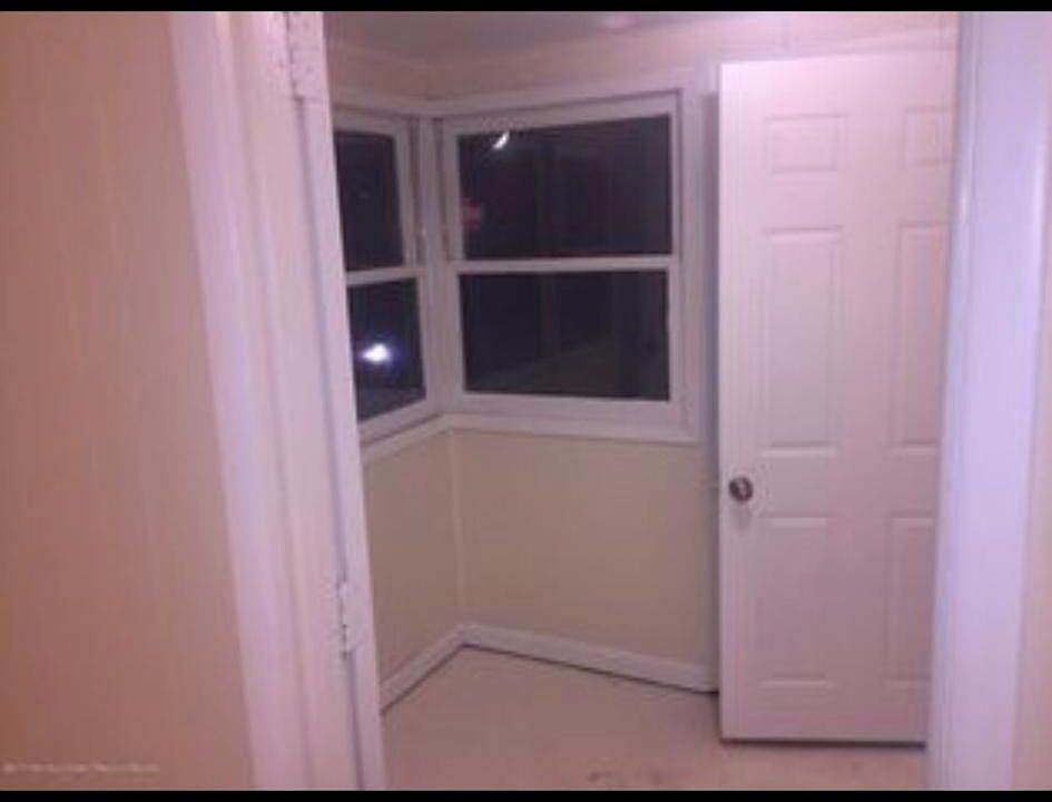 1st image of 2202 2nd Ave