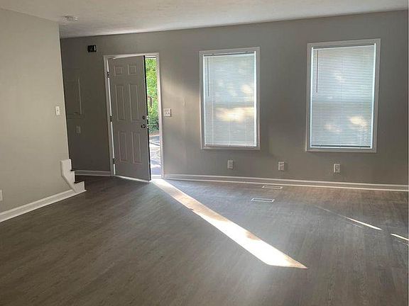 2nd image of 408 Bainbridge Ct APT 7