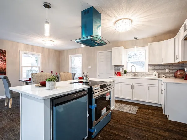 2273 West Rohr AVENUE, Milwaukee, WI 53209
