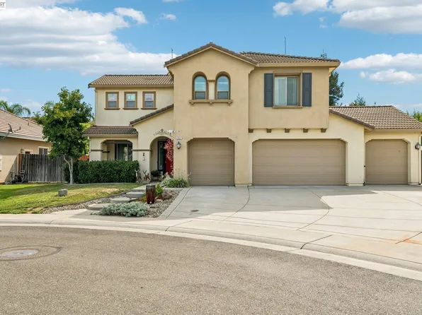 1021 Saunders Ct, Galt, CA 95632