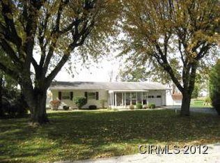 615 Church St, Sweetser, IN 46987