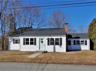 9 Indian Rock Rd, Niantic, CT 06357