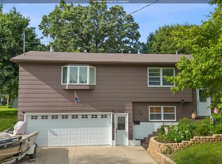 440 W 9th St, Garner, IA 50438