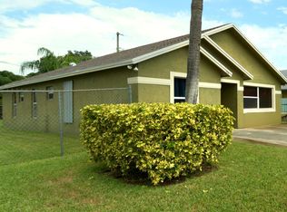 1598 W 19th St, Riviera Beach, FL 33404