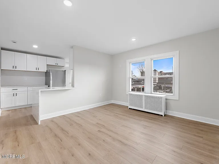 260 Main St #2 — Photo 4