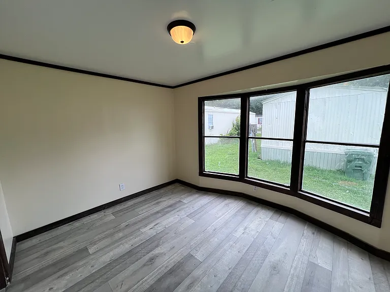 401 Dardouk Dr — Photo 6