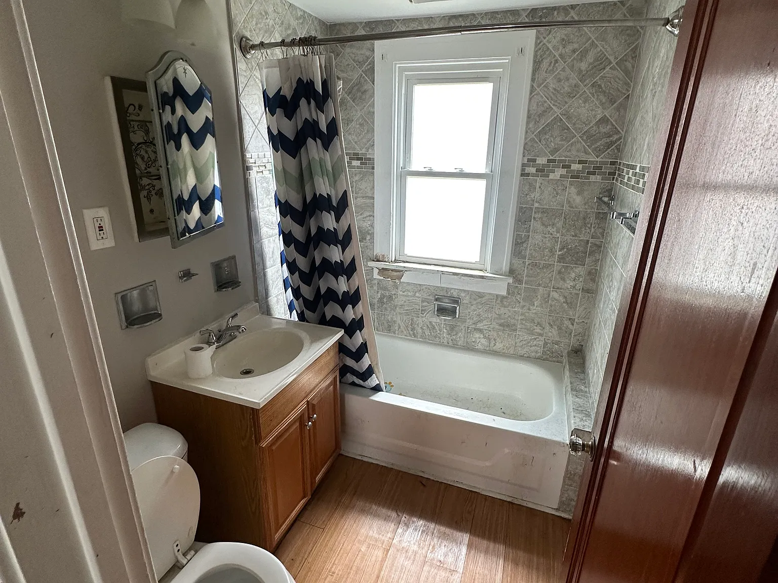 2 bed, 1000 sqft, $1,650 — Photo 4