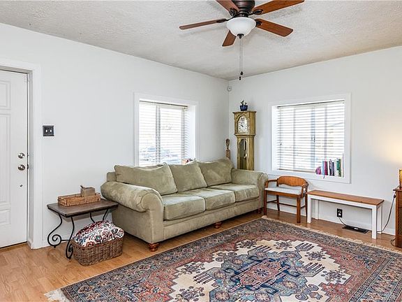 5th image of 1848 North Blvd