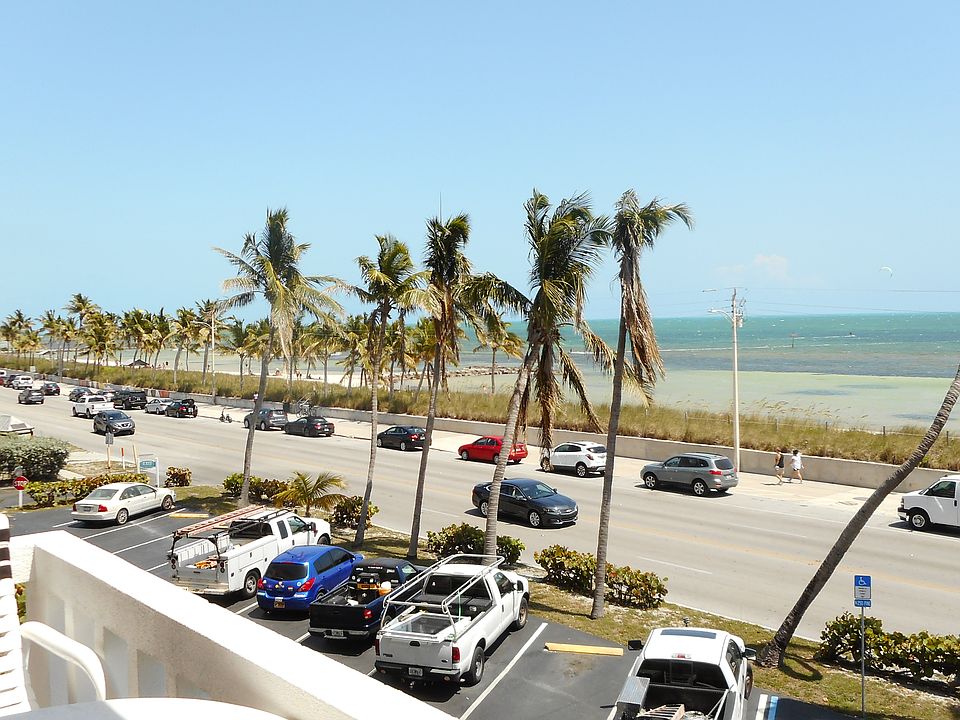 1st image of 2601 S Roosevelt Blvd APT 305B