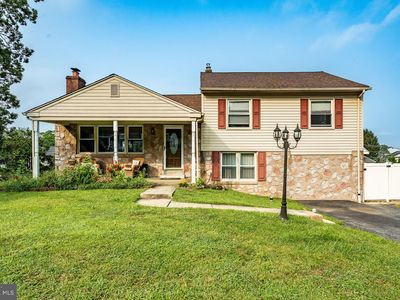 708 Elgin Rd, Newtown Square, PA, 19073