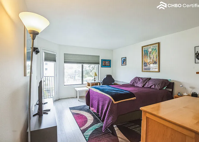 1942 Grace Ave #217 — Photo 11