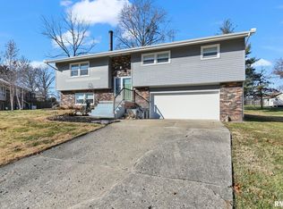 19 Marquette Rd, Springfield, IL 62712