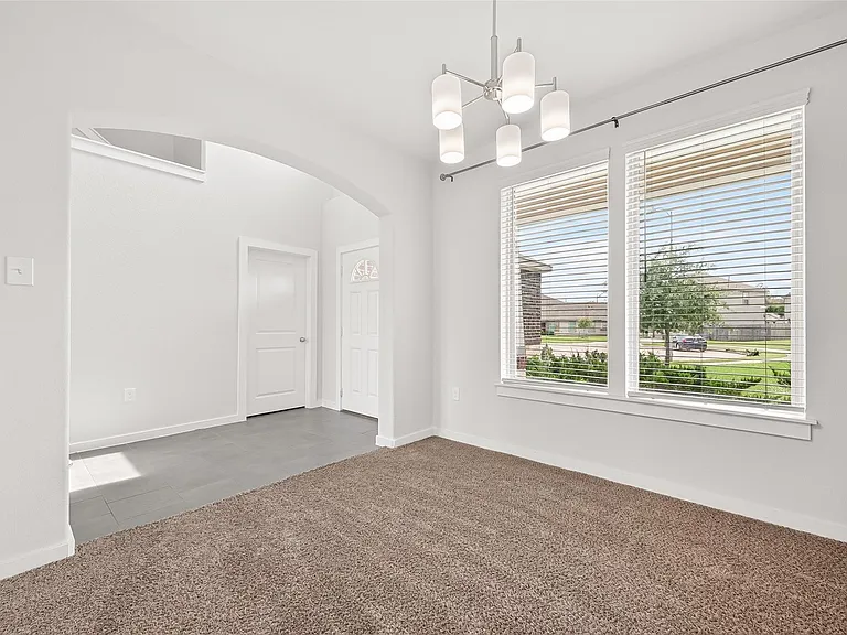 6803 Alamitos Ct — Photo 8