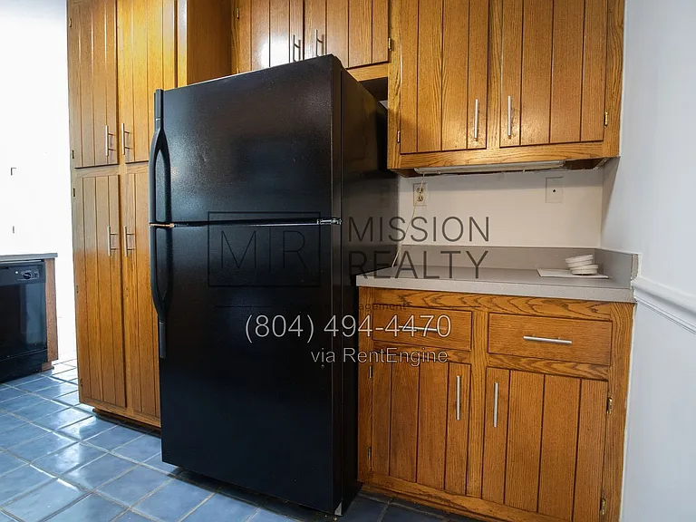 3916 Lake Hills Rd — Photo 6