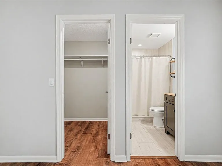 17703 Cranbrook Dr — Photo 15