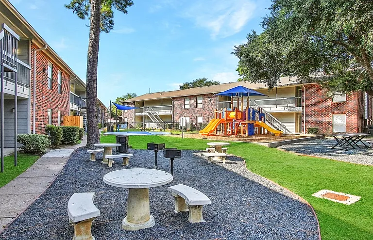 Westmount at London Park Apartments — Photo 17