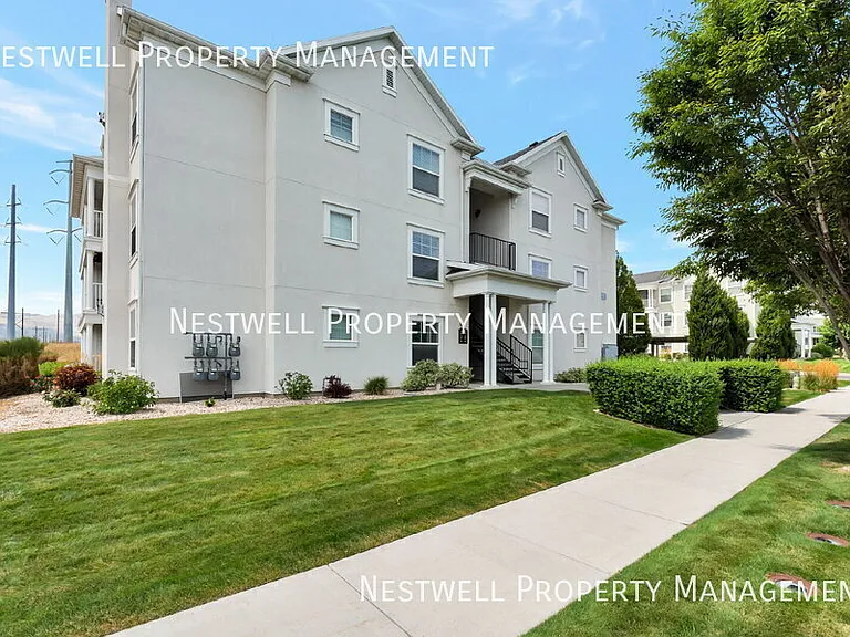 11782 S Currant Dr #103 — Photo 3