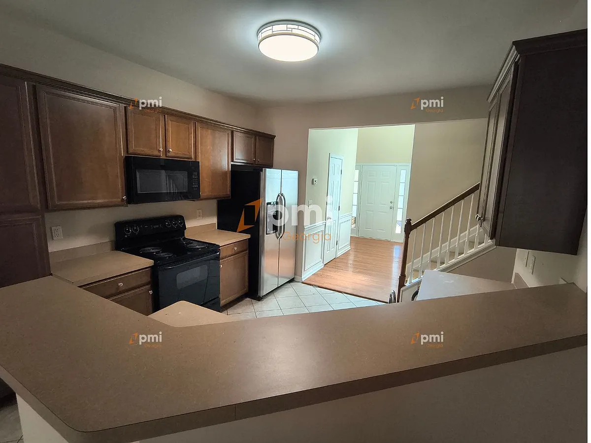 Building Photo - 306 Creek Manor Way