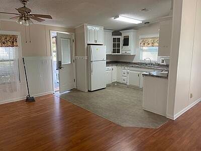 5th image of 531 Ann Marie Lane