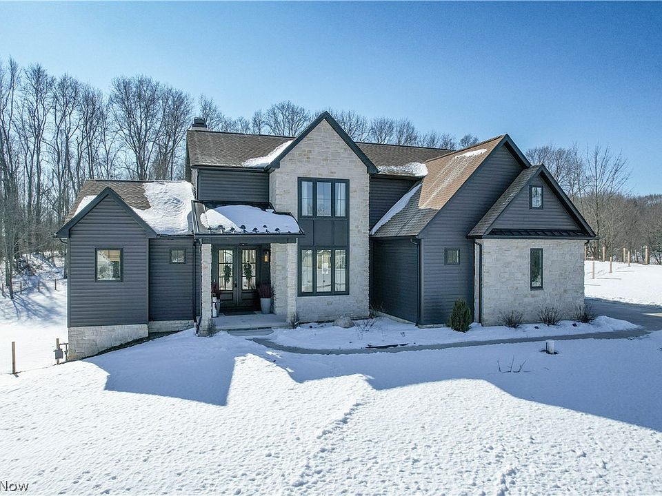 1st image of 446 Brenelle Ln