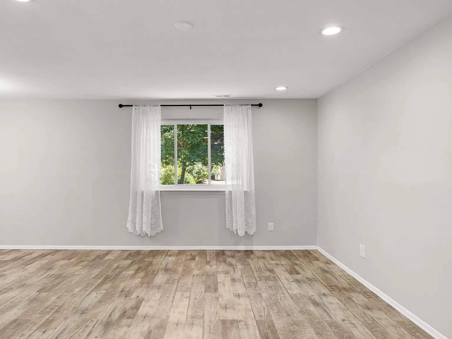 301A Mulberry Cove - 1 — Photo 3