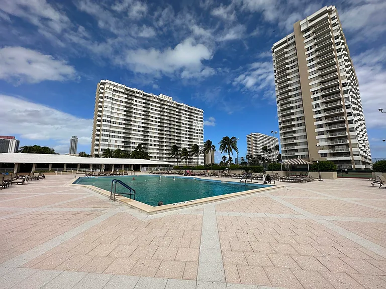 1985 S Ocean Dr #21A — Photo 35