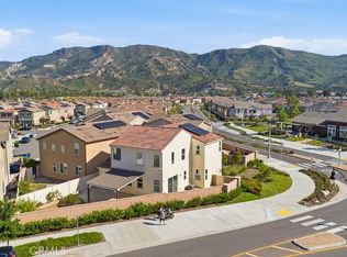 570 Jubilee Pl, Santa Paula, CA 93060