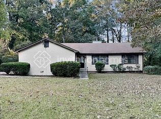 820 Cedar Lake Dr SE, Conyers, GA 30094