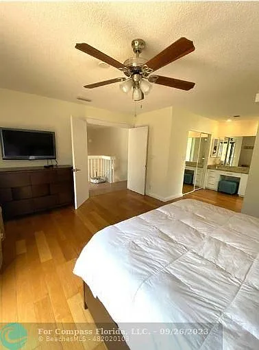 5705 Fox Hollow Dr — Photo 52