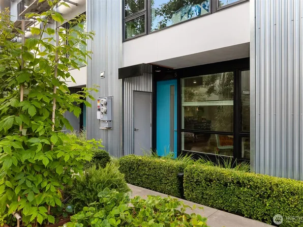 521 Madrona Way NE #5, Bainbridge Island, WA 98110