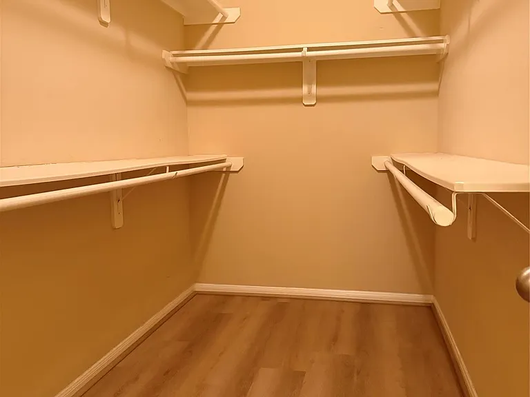 8206 Malago Point Dr — Photo 18