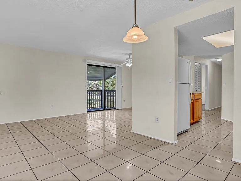 122 Loblolly Ct #C — Photo 8