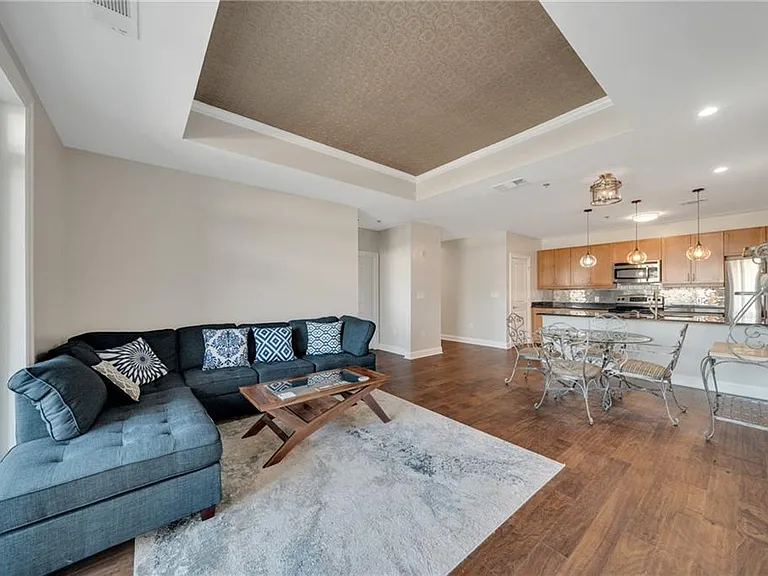 325 E Paces Ferry Rd NE #601 — Photo 7