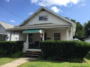 21 Elizabeth St, Saugerties, NY 12477