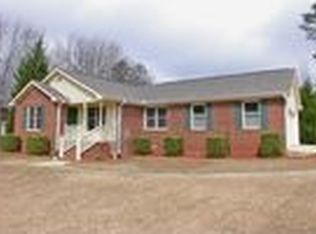 1185 Virginia Ln, Hull, GA 30646
