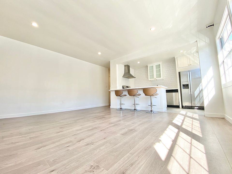 1st image of 840 N Coronado St #12A