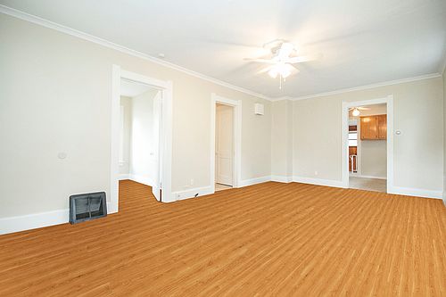 4th image of 941 Atlantic Ave