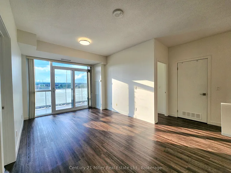 2087 Fairview St #607 — Photo 7