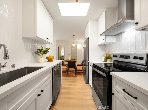 1351 N Orange Dr APT 219, Los Angeles, CA 90028