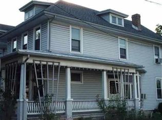 77 E Main St, Newville, PA