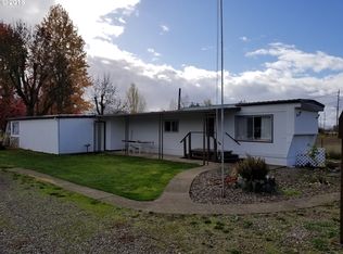 3397 Nonpareil Rd, Sutherlin, OR 97479