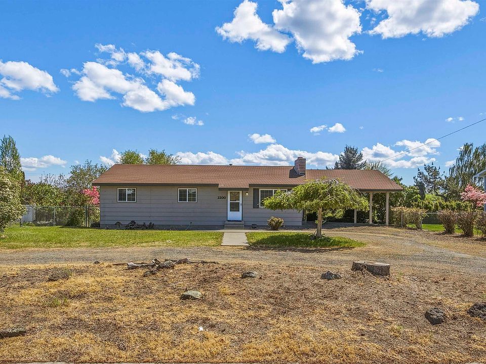 1st image of 3201 Hill Dr