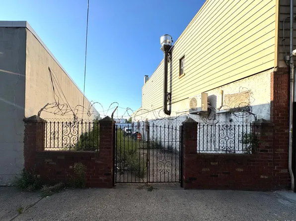 92-17 Liberty Avenue, Ozone Park, NY 11417