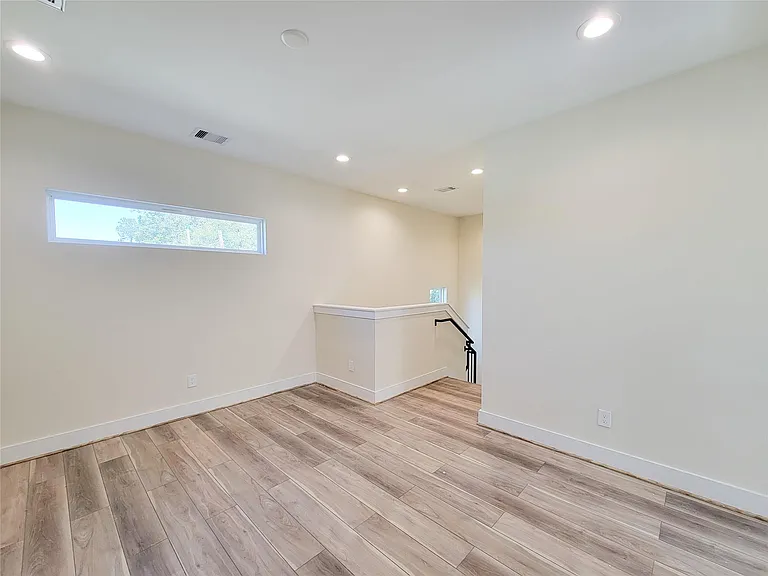 5931 Beall St #A — Photo 14
