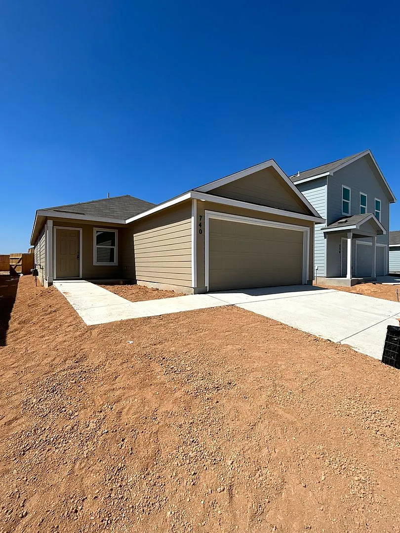 Building Photo - 740 Bullsnake Trl