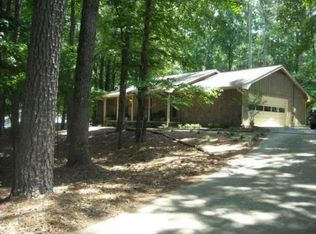 1556 Helmer Rd, Fayetteville, GA 30214