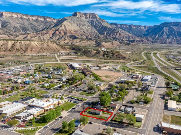 138 Hallett Ave, Parachute, CO 81635