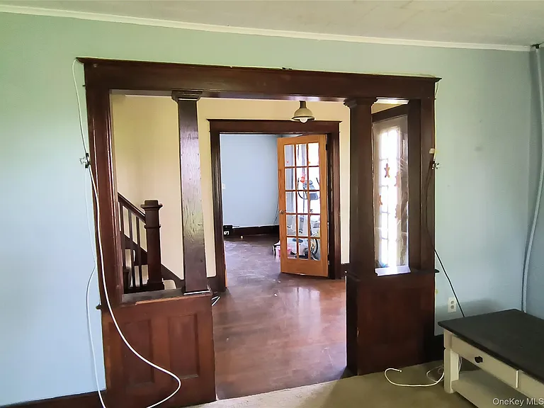 210 Manchester Rd — Photo 6